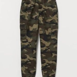 H&M Camo Cargo Joggers